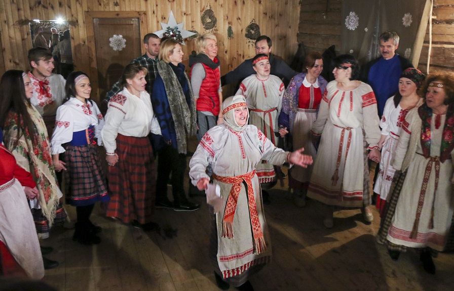 6.	Белорусский обряд «Женитьба Терешки». Фото из открытых интернет-источников.