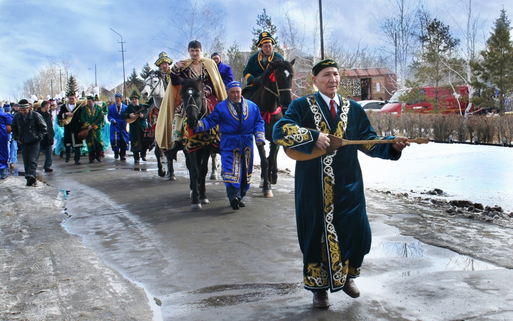 Казахский праздник Наурыз. Фото из архивов Омского Дома Дружбы