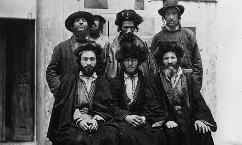 Коллективный портрет иудеев в Беларуси в начале 20 века. Фото из открытых интернет-источников
