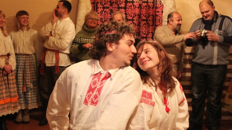 4.	Белорусский обряд «Женитьба Терешки». Фото из открытых интернет-источников.