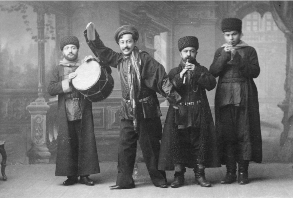 Старый Тифлис. Музыканты. Фото из открытых интернет-источников